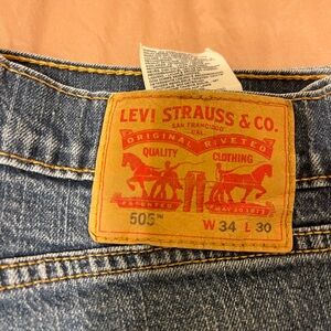 Levi's Classic Blue Jeans with Red Label
